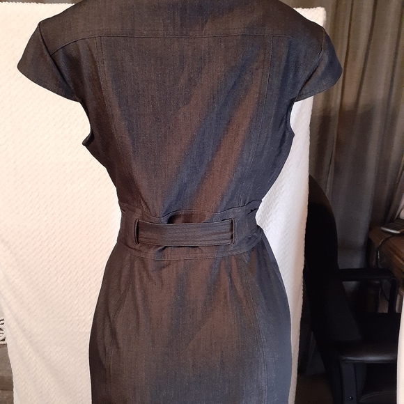 Dress - Picture 5 of 6